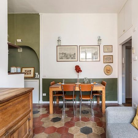 Colosseo Apartment- Heart Of Rione Monti Rome Buitenkant foto