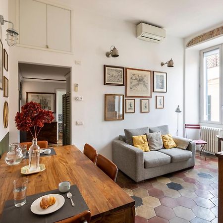 Colosseo Apartment- Heart Of Rione Monti Rome Buitenkant foto