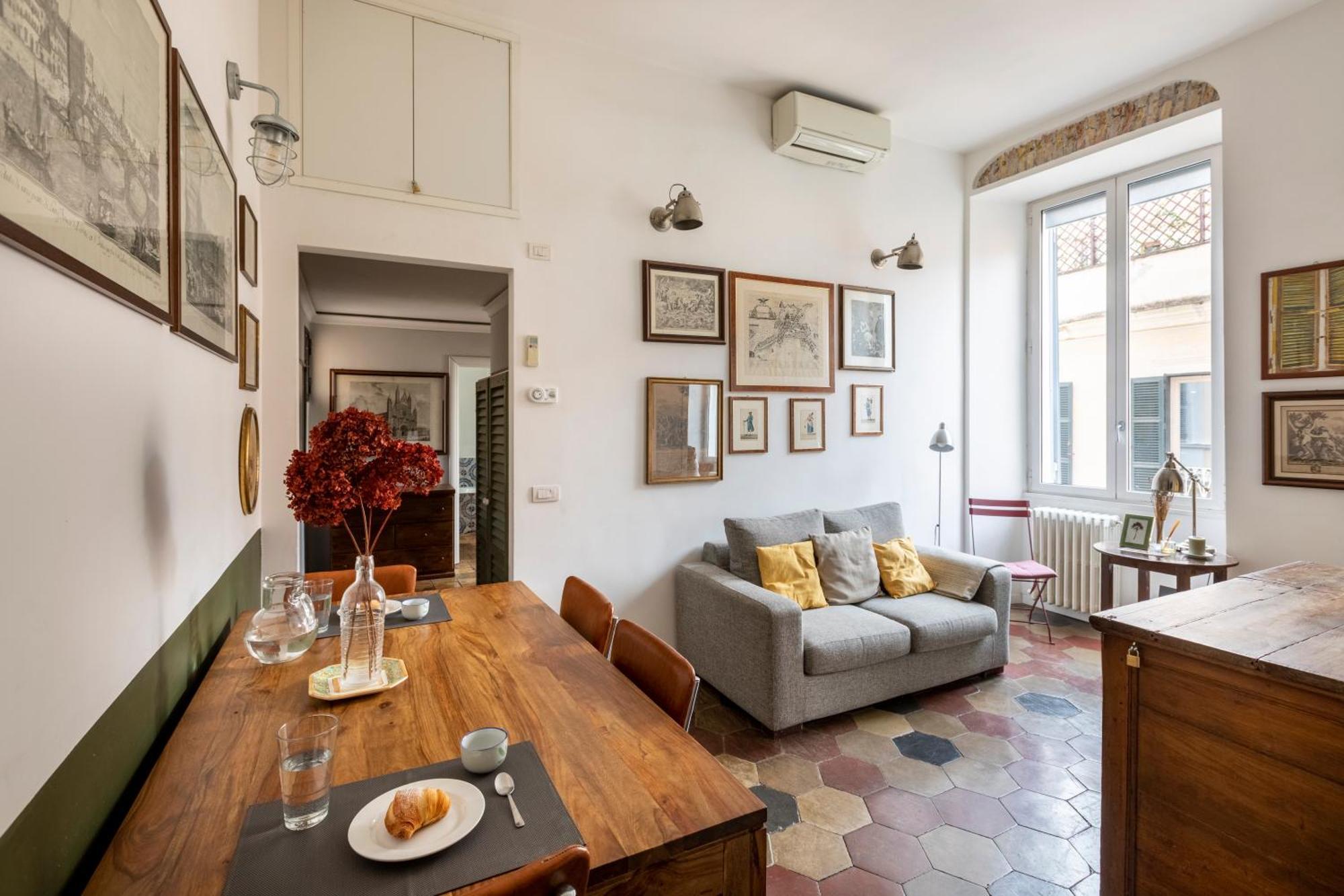 Colosseo Apartment- Heart Of Rione Monti Rome Buitenkant foto